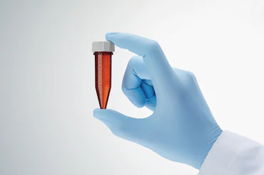 艾本德Eppendorf Tubes? 5.0 mL 帶螺旋蓋, 5.0 mL, 無菌、無熱原, 無RNase和DNase, 無DNA, 琥珀色（光保護）, 200 個 (2 包 × 100 個)貨號